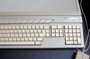 De Atari St computer, het hart van de Waikiki studio tijdens Casa, Casa Grande en zelfs Sputnik.